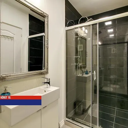 Apartment Little Americas Oktogon Apartments *