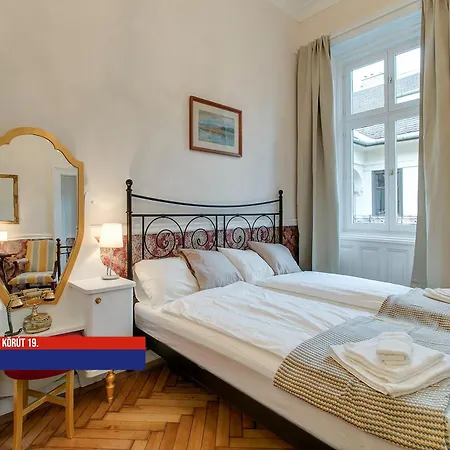 Apartment Little Americas Oktogon Apartments Budapest