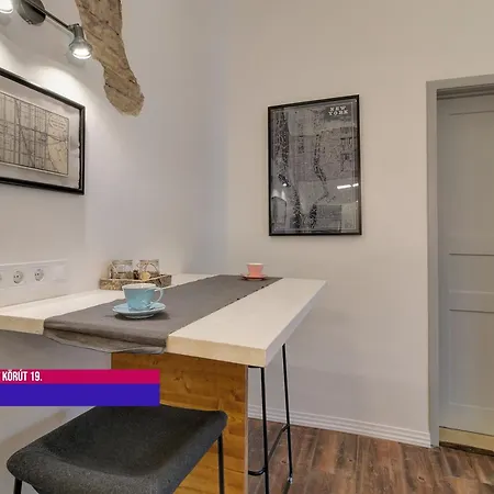 Little Americas Oktogon Apartments Apartment