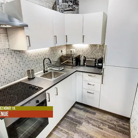 Little Americas Oktogon Apartments *
