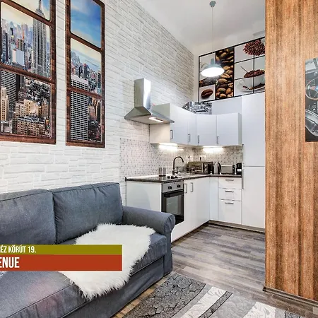 Little Americas Oktogon Apartments