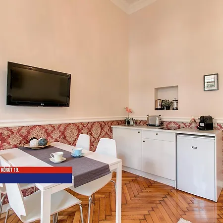 Apartament Little Americas Oktogon