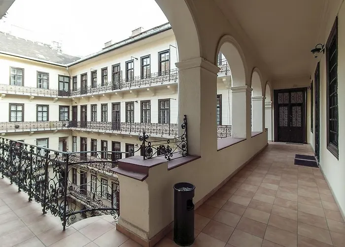 Apartament Little Americas Oktogon