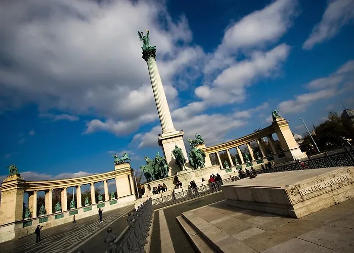 Little Americas Oktogon *