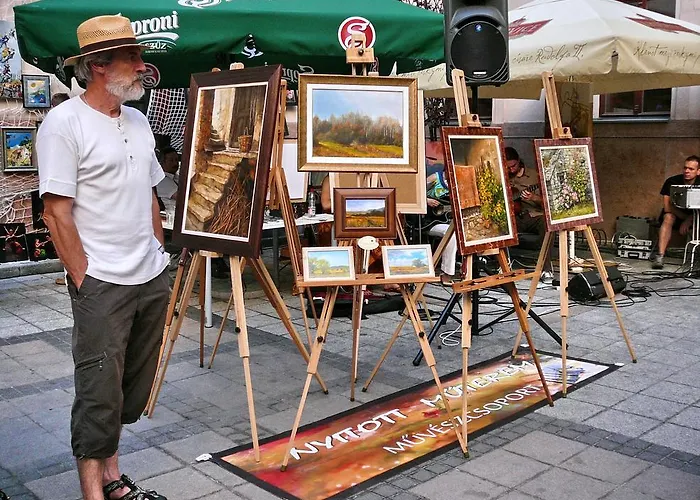 Little Americas Oktogon